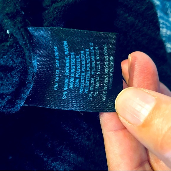 Moth brand turtleneck Black Chevron Sweater - Size: S. - Picture 9 of 10